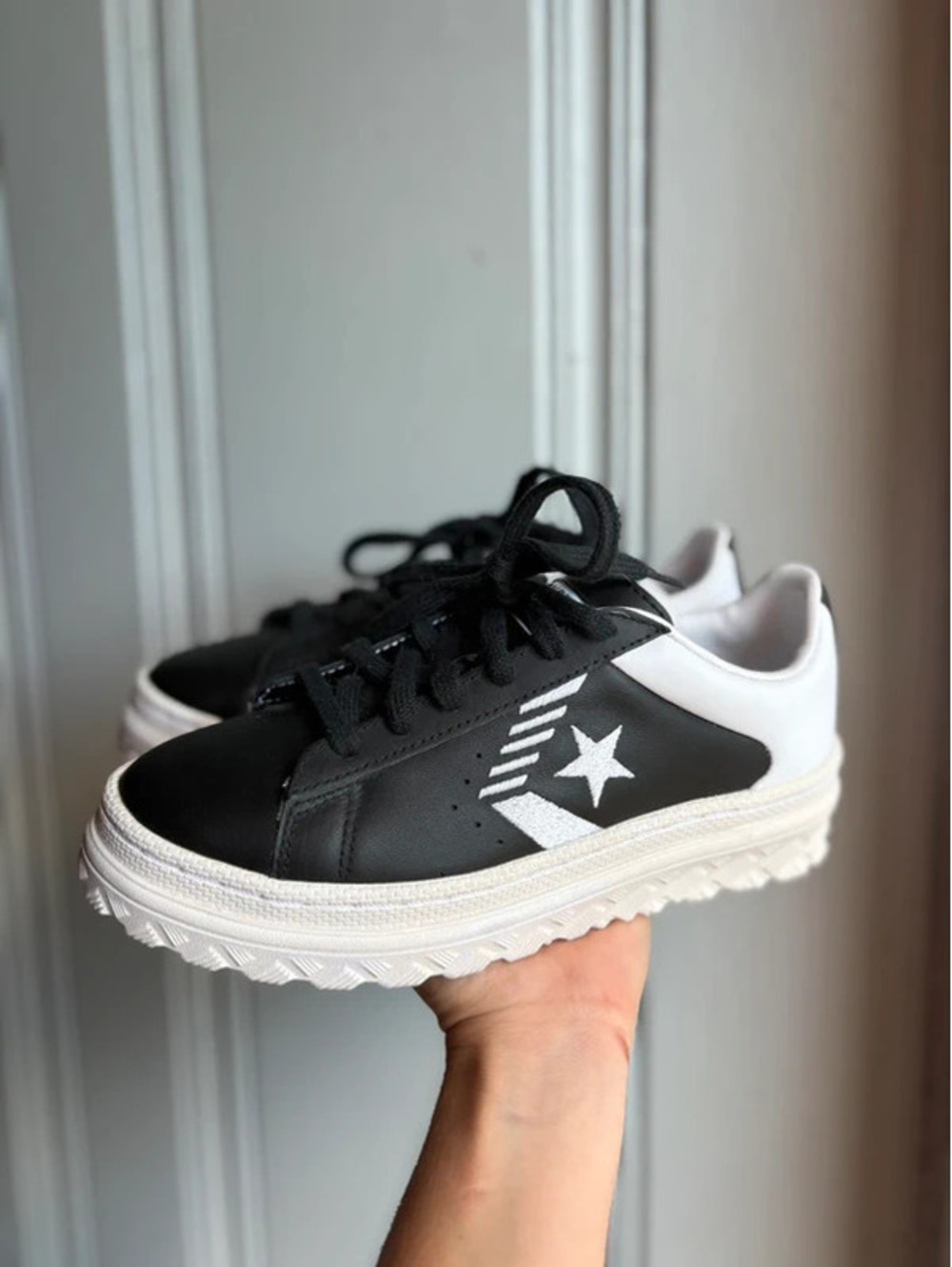 Womens size 5 Converse Low Pro Rivals Sneakers NEW